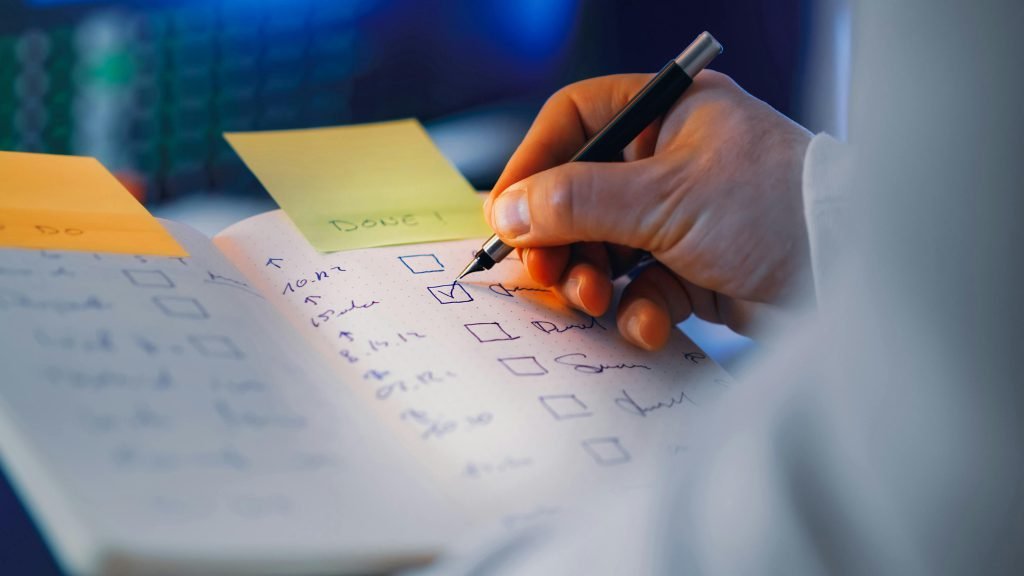 A Science Journalist’s Guide to Decoding Social Media Hype